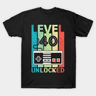 Level 40 Video 40th Birthday T-Shirt